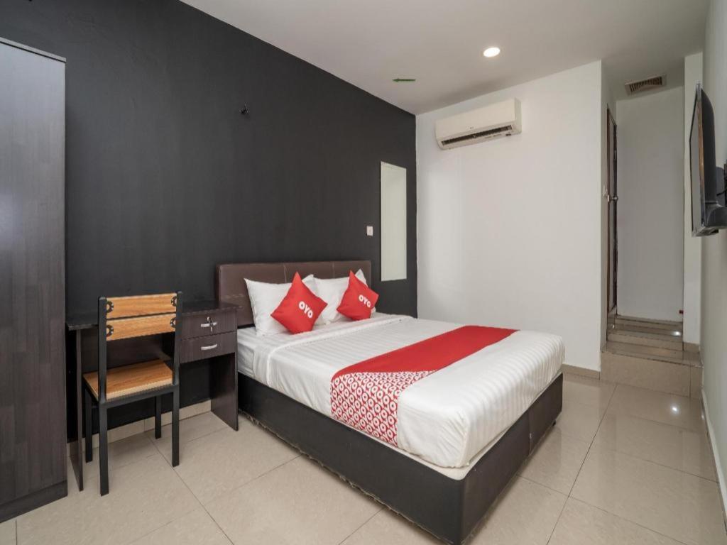 Oyo 1167 Rest And Go Hotel Klang Exteriér fotografie