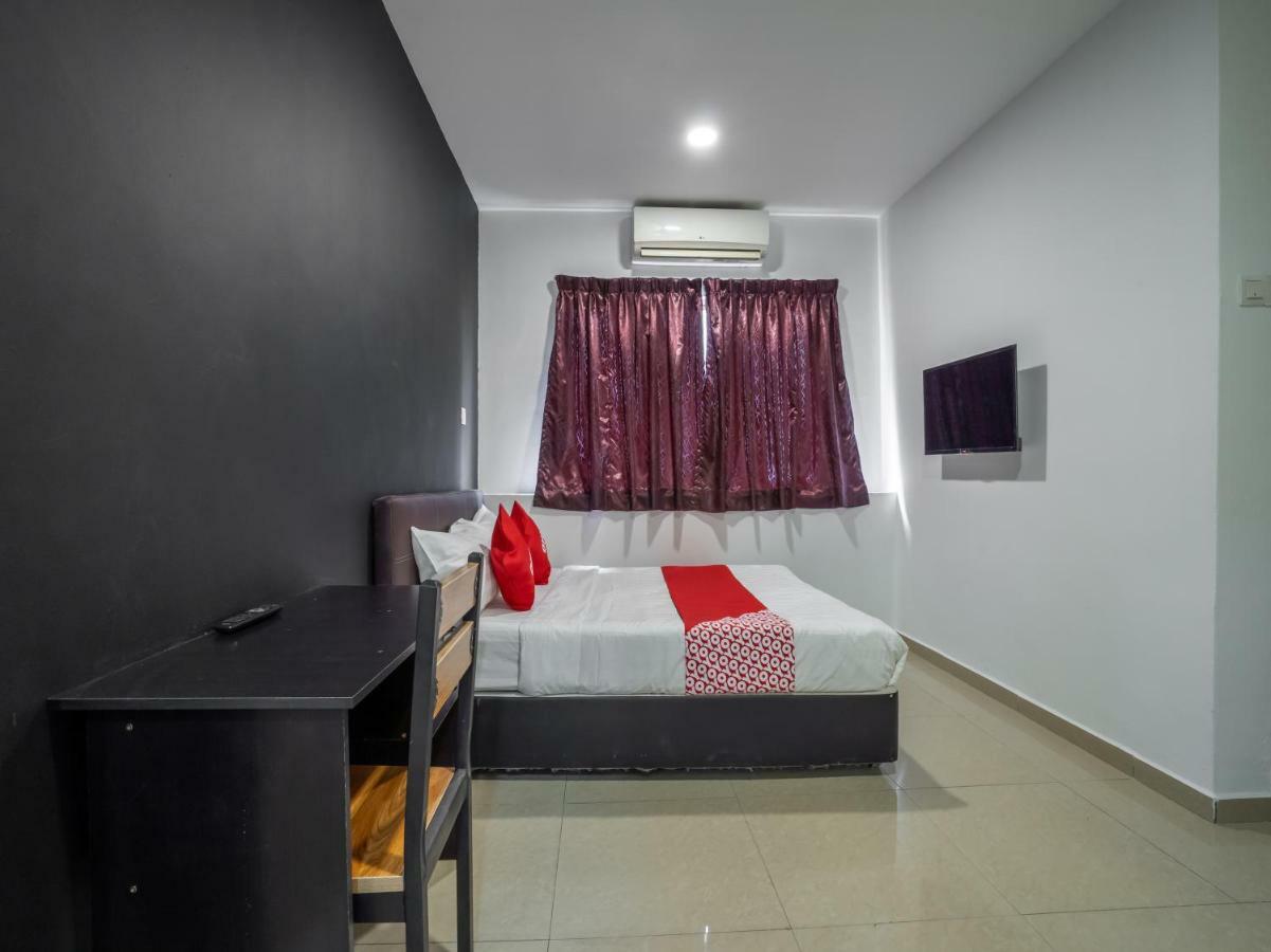 Oyo 1167 Rest And Go Hotel Klang Exteriér fotografie