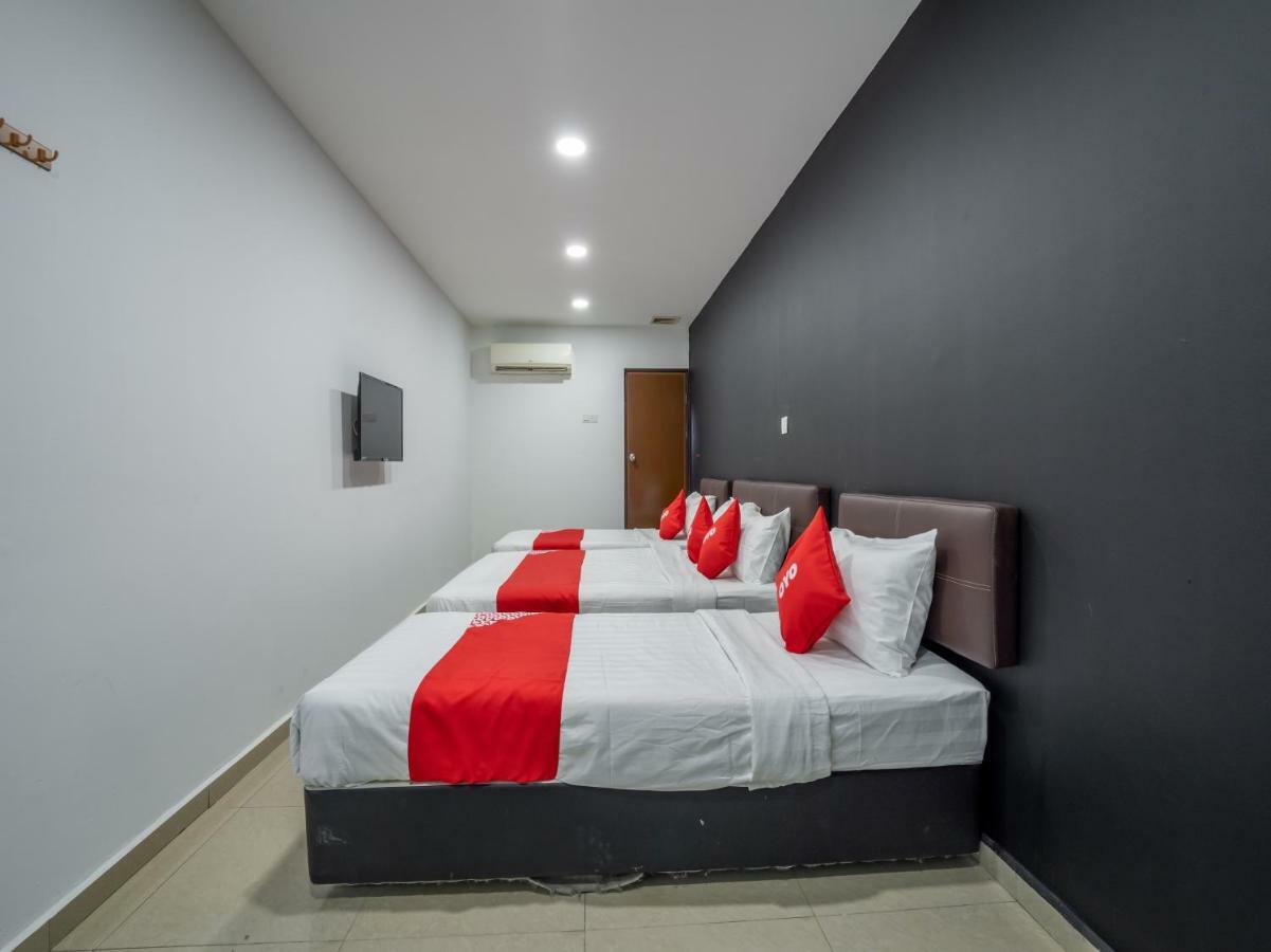 Oyo 1167 Rest And Go Hotel Klang Exteriér fotografie