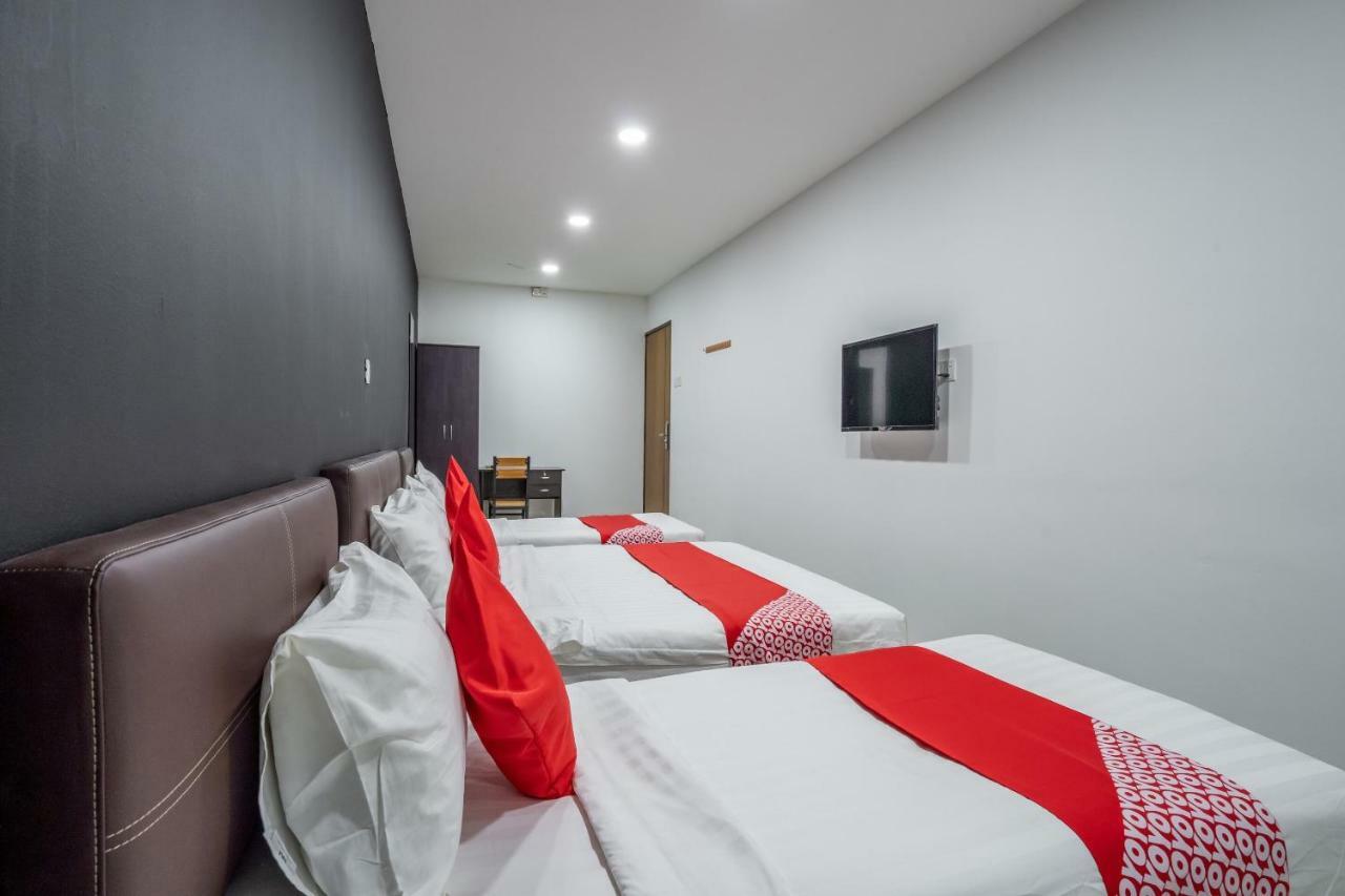 Oyo 1167 Rest And Go Hotel Klang Exteriér fotografie