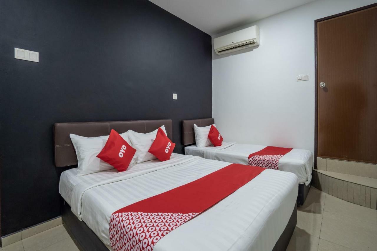Oyo 1167 Rest And Go Hotel Klang Exteriér fotografie