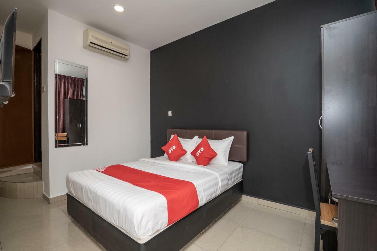 Oyo 1167 Rest And Go Hotel Klang Exteriér fotografie