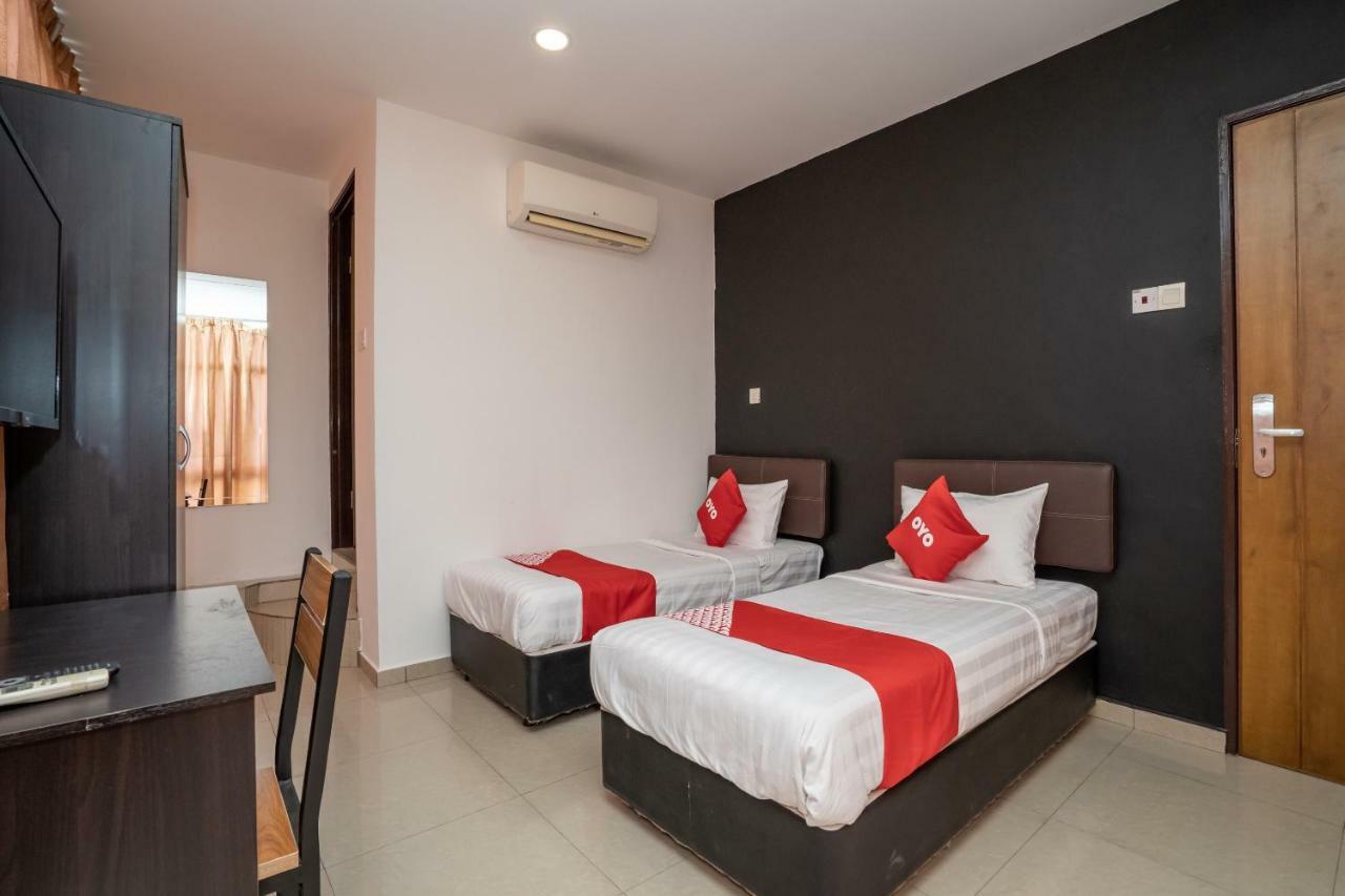 Oyo 1167 Rest And Go Hotel Klang Exteriér fotografie