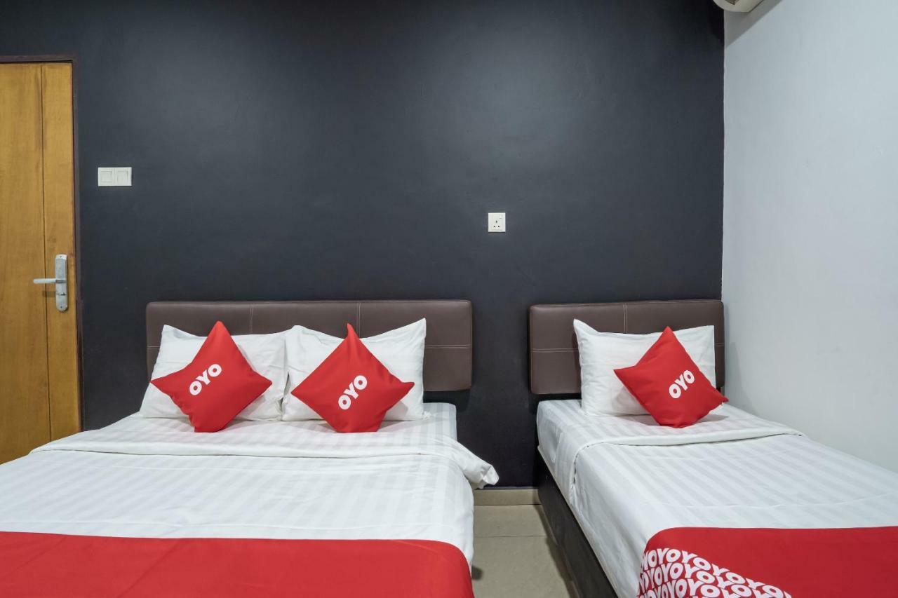 Oyo 1167 Rest And Go Hotel Klang Exteriér fotografie