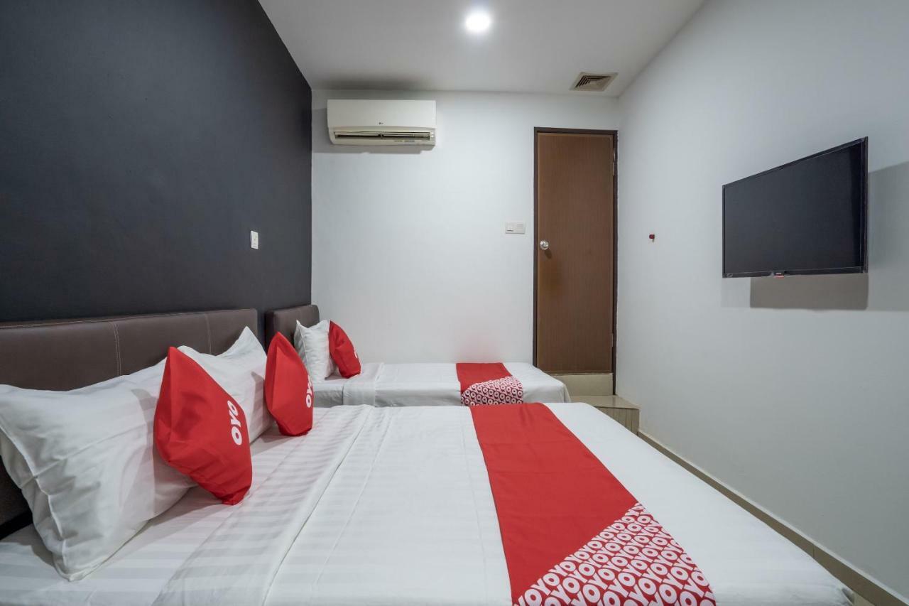 Oyo 1167 Rest And Go Hotel Klang Exteriér fotografie